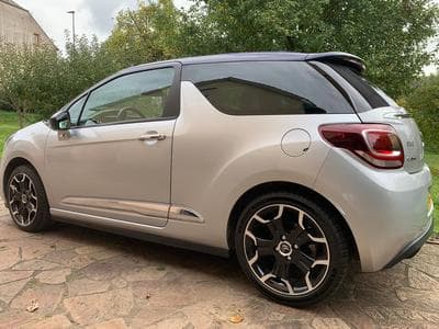 Citroën DS DS3 Cabrio THP150 (2015) - Photo 1