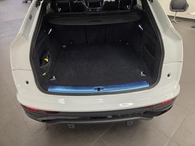 Audi Q5 Sportback S Line 55 TFSI e quattro 367 CV / 270 KW S tronic (2024) - Photo 9