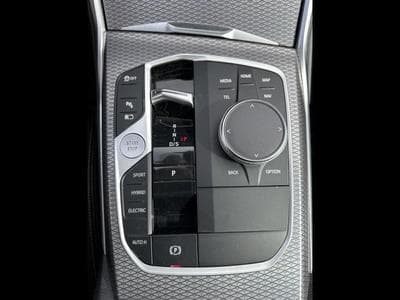 BMW 330 330eA 292ch M Sport (2024) - Photo 13