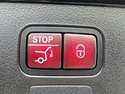 Mercedes CLA 200 CLA Shooting Brake 200 d 150ch AMG Line 8G-DCT NIGTH Edition (2025) - Photo 6