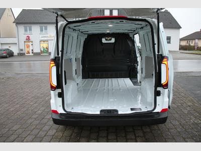 VW Transporter T7 4Motion Kasten L2 Lang (2025) - Photo 12