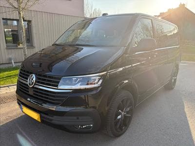 VW Multivan 4Motion (2021) - Photo 1