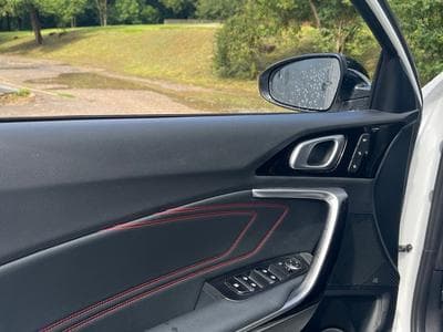 Kia ProCeed GT (2024) - Foto 10