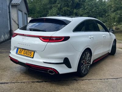 Kia ProCeed GT (2024) - Photo 14