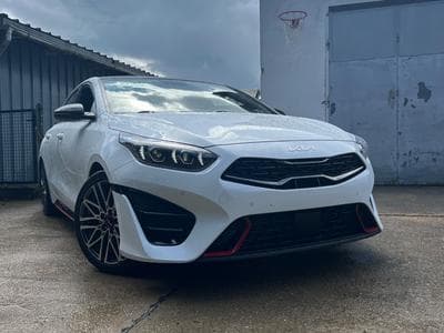 Kia ProCeed GT (2024) - Photo 15