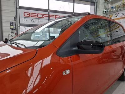 VW UP 1.0 TSI 75 HIGHLINE, NAVI, CUIR, PANORAMA, SIEGES CHAUFF., (2016) - Photo 14