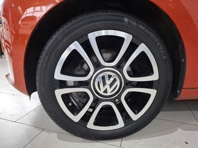 VW UP 1.0 TSI 75 HIGHLINE, NAVI, CUIR, PANORAMA, SIEGES CHAUFF., (2016) - Photo 15