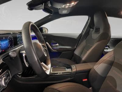 Mercedes A 200 1.3 Hatchback AMG Edition (2025) - Photo 4