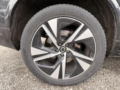 Volvo XC90 B5 AWD 235 R Design (2021) - Photo 14