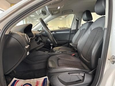 Audi A3 Sportback ambiente (2015) - Photo 11