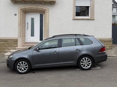 VW Golf Comfortline (2010) - Photo 1