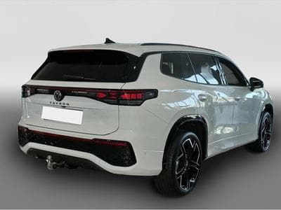 VW Golf (2024) - Foto 2