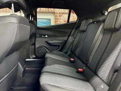 Peugeot 2008 (2024) - Foto 6