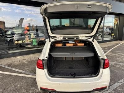 BMW 330 d xDrive pack M (2017) - Photo 8