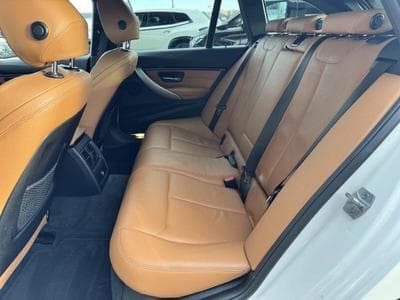 BMW 330 d xDrive pack M (2017) - Photo 7