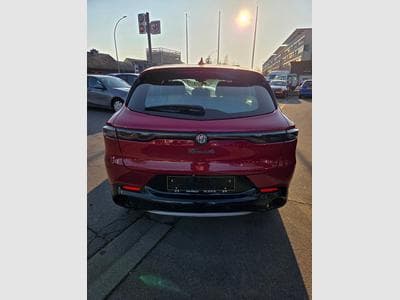 Alfa-Romeo Tonale TI 1.5 HYBRID DCT 160 CV (2025) - Photo 3