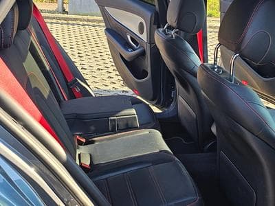 Mercedes E 43 AMG (2017) - Photo 13