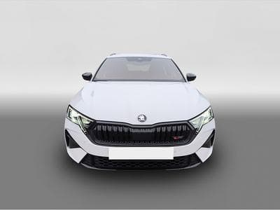 Skoda Octavia (2024) - Foto 2