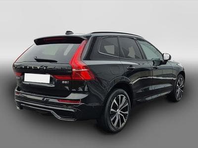 Volvo XC60 (2021) - Photo 2