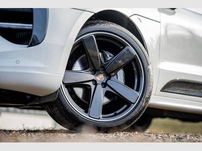 Porsche Macan S 3.0 V6 354ch – suivi 100% Porsche, +34 000€ d’options, con (2019) - Foto 9