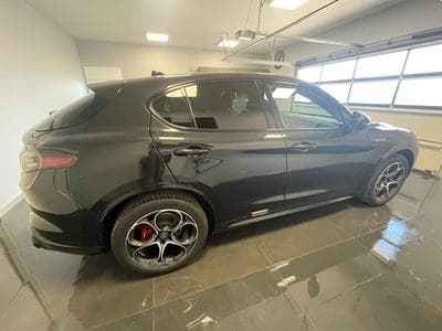 Alfa-Romeo Stelvio Veloce (2025) - Photo 4