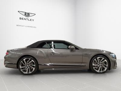 Bentley Continental GTC Speed (2026) - Photo 5
