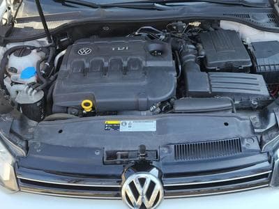 VW Golf 2.0 TDI 150CV blanc nacré cabriolet (2016) - Photo 9