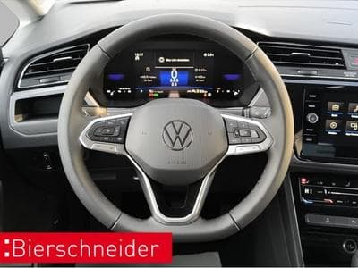 VW Touran (2024) - Foto 6