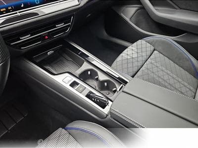 VW Passat (2026) - Foto 11