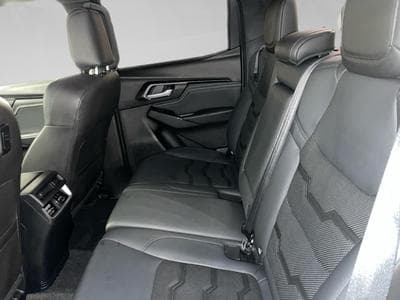 Isuzu D-Max V-CROSS (2024) - Foto 11