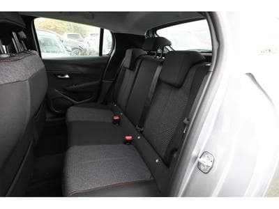 Peugeot 208 1.2 PureTech 101 Style (2025) - Photo 8