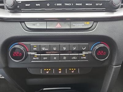 Kia Ceed 1.5 T-GDi 140 DCT GT-Line (2026) - Foto 10