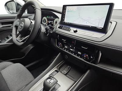 Nissan Qashqai 1.3 DIG-T MHEV 158 X-tronic N-Connecta (2025) - Photo 15