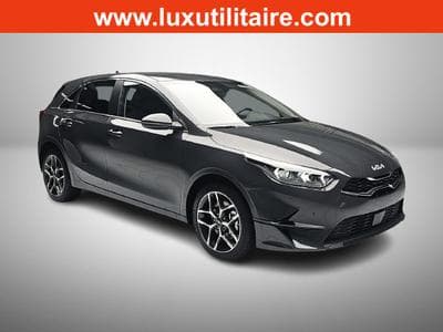 Kia Ceed 1.5 T-GDi 140 DCT Ultimate Edition (2026) - Photo 1