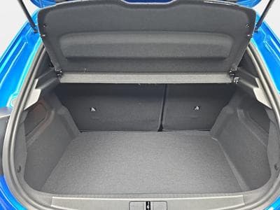 Peugeot 208 1.2 PureTech Hýbrid 110 E-DSC6 GT (2025) - Photo 14