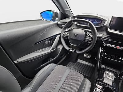 Peugeot 208 1.2 PureTech Hýbrid 110 E-DSC6 GT (2025) - Photo 8