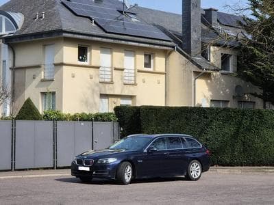 BMW 520 520D xDrive touring (2016) - Photo 1