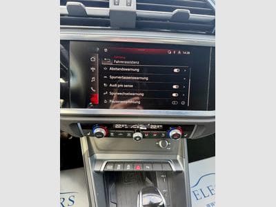 Audi Q3 Sportback 40 TFSi quattro S-Line S-Tronic (2021) - Photo 15