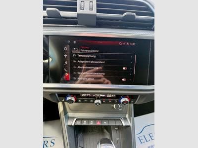 Audi Q3 Sportback 40 TFSi quattro S-Line S-Tronic (2021) - Photo 14