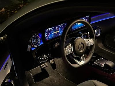 Mercedes CLA 250 AMG Line (2023) - Photo 8