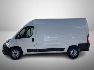 Peugeot Boxer 2.2 BlueHDI EAT8 140 L2H2 335 (2026) - Photo 5