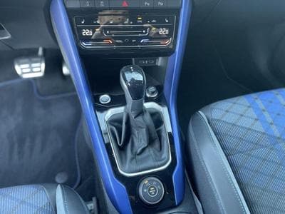 VW T-Roc 2.0 TSI R 4Motion DSG Akrapovic (2022) - Foto 9