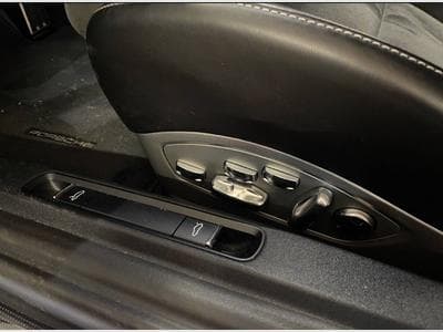 Porsche 911 991.2 Carrera 4 GTS - GRIS CRAIE, LIFT, ROUES AR DIRECTRICES (2018) - Photo 14