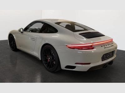 Porsche 911 991.2 Carrera 4 GTS - GRIS CRAIE, LIFT, ROUES AR DIRECTRICES (2018) - Photo 4