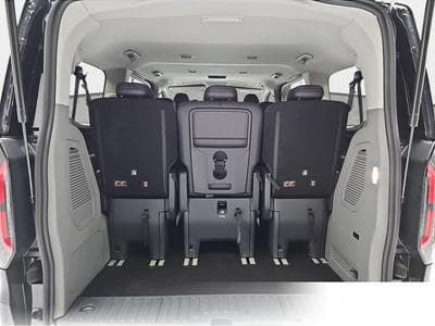 Ford Tourneo (2026) - Foto 13