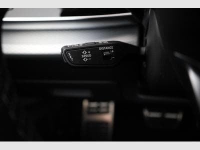 Audi Q8 50 TDI quattro (2025) - Photo 9