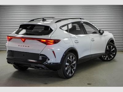 Cupra Formentor 1,5 eTSI DSG (2025) - Photo 2