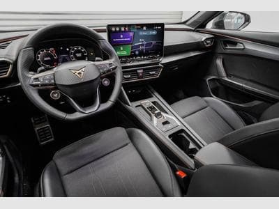 Cupra Formentor 1,5 eTSI DSG (2025) - Photo 6