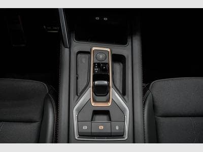 Cupra Formentor 1,5 eTSI DSG (2025) - Photo 12