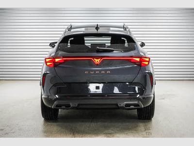 Cupra Formentor 1,5 eTSI DSG (2025) - Photo 3